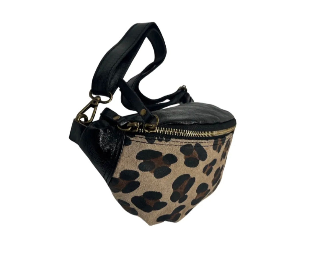 Sac banane cuir Léopard.