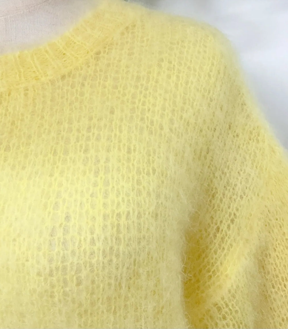 Pull Fluffy. 80% mohair