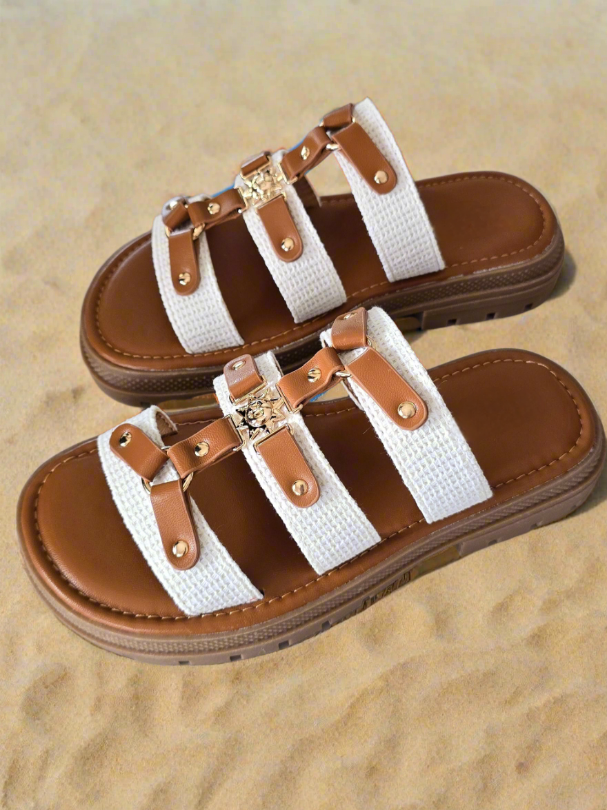 Sandales camel blanche soleil doré tendance firstcollection