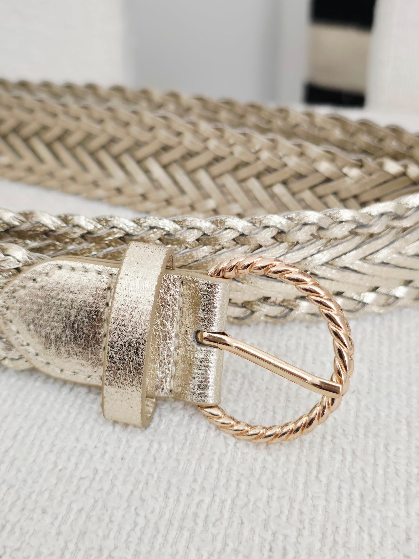 Ceinture tressée dorée