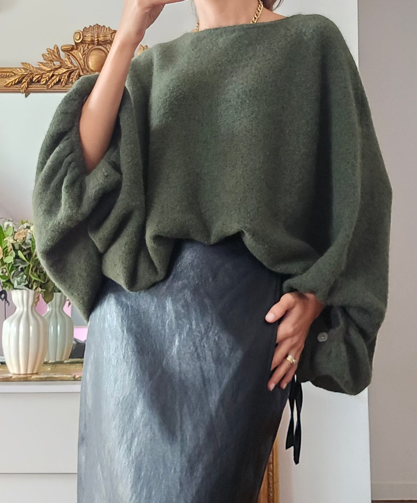 Pull ample femme kaki à manches bouffantes en mélange d'alpaga Louka firstcollection 