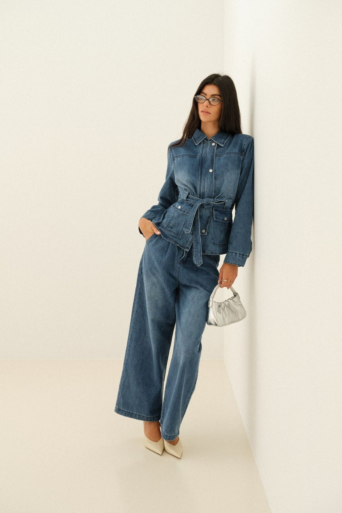 Ensemble denim femme TU du 34 au 42 - Veste ceinturée et pantalon large Firstcollection.fr 