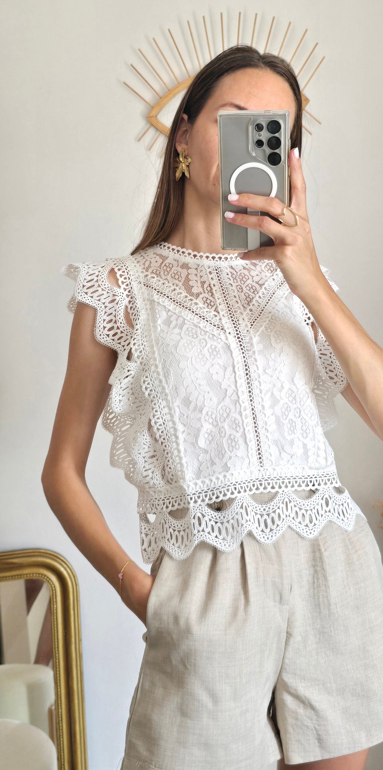 Haut blanc dentelle Kai.