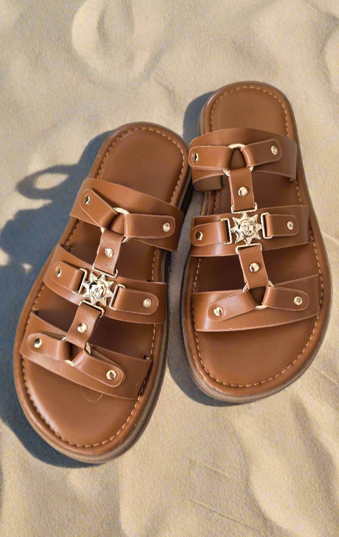 Sandales camel soleil doré tendance firstcollection
